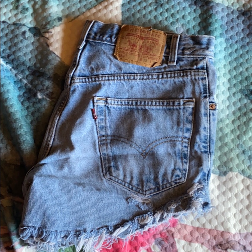 Levi’s | 550 Vintage Cut Offs